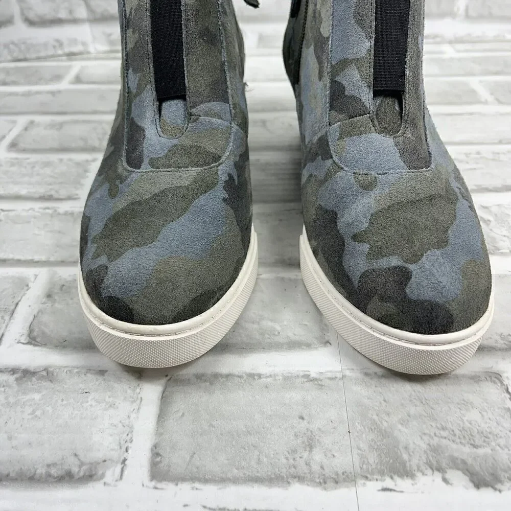 Linea Paolo Anna Women’s Size 7.5 Suede Camo Original Low Wedge Sneakers